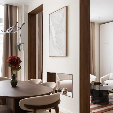 Apartment Lasuite Magenta